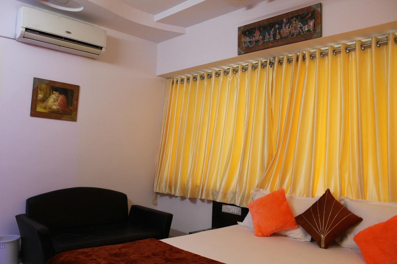 Hotel Kum Kum Adalaj Екстер'єр фото