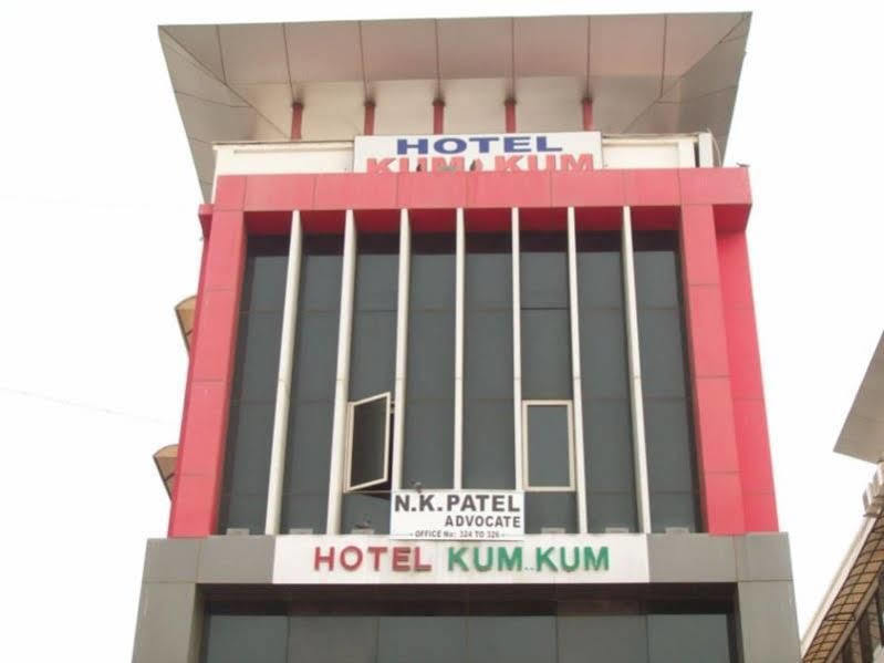 Hotel Kum Kum Adalaj Екстер'єр фото