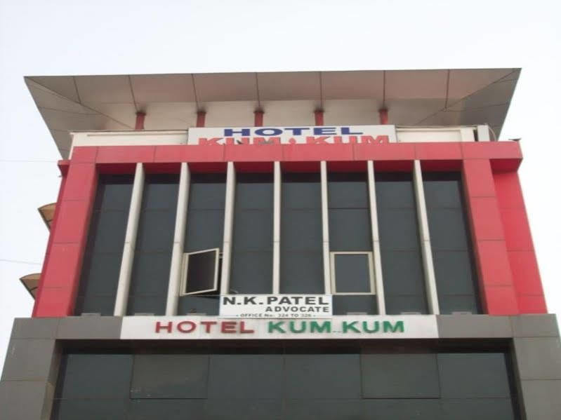 Hotel Kum Kum Adalaj Екстер'єр фото